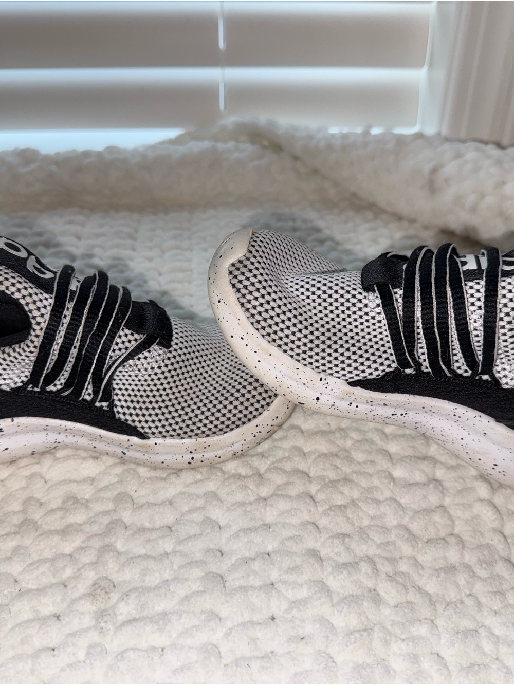 Black and White Knit Sneakers with Speckled Soles